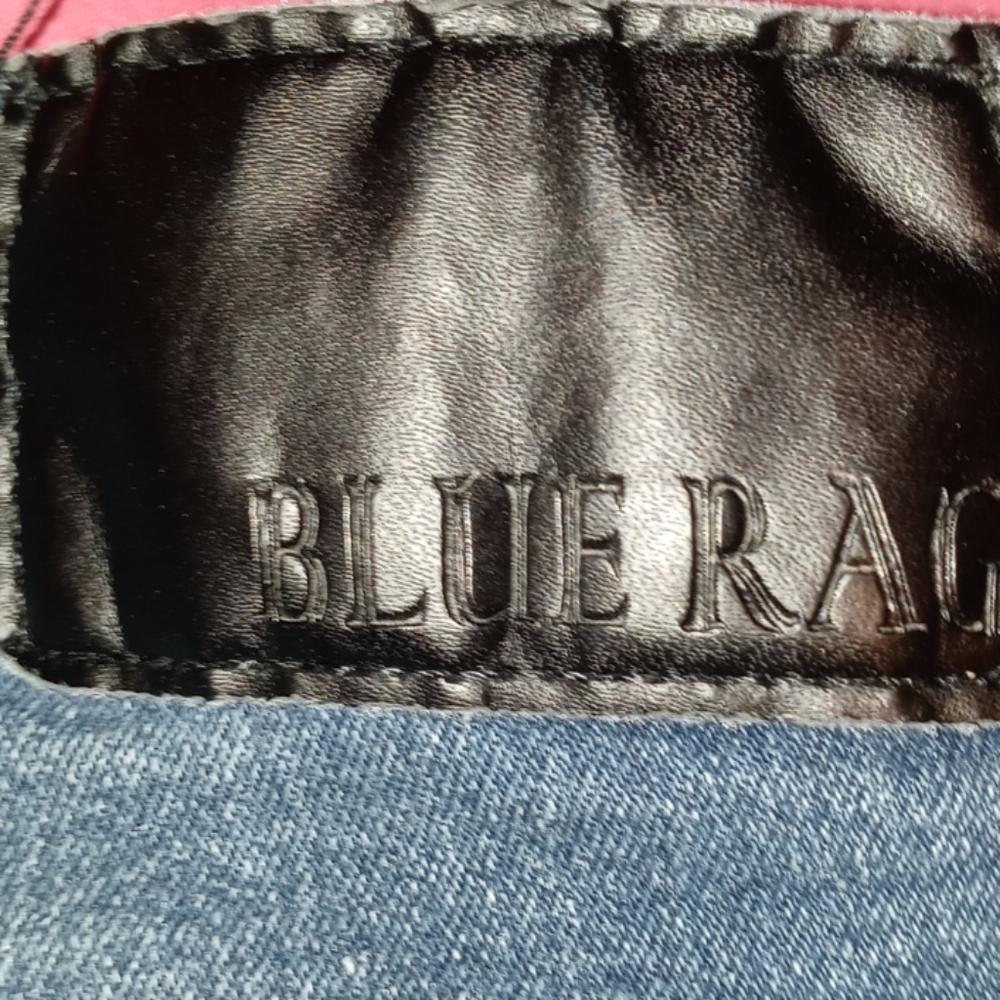 Jeans - Picture 3 of 3
